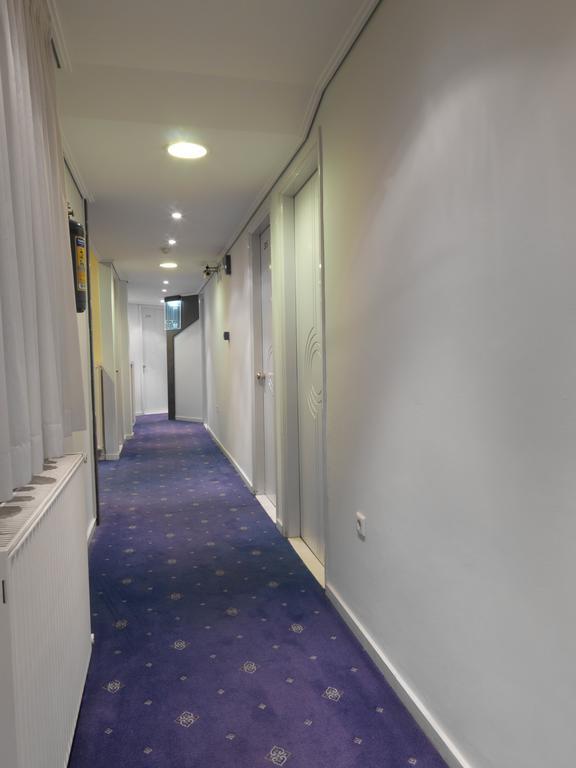 Alex Hotel Tripoli Eksteriør billede